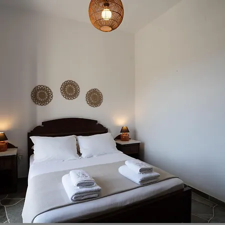 Mirsini In Sifnos Vathi (Sifnos)