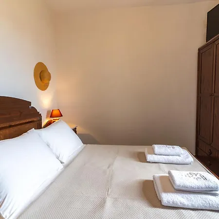 Mirsini In Sifnos * Vathi (Sifnos)