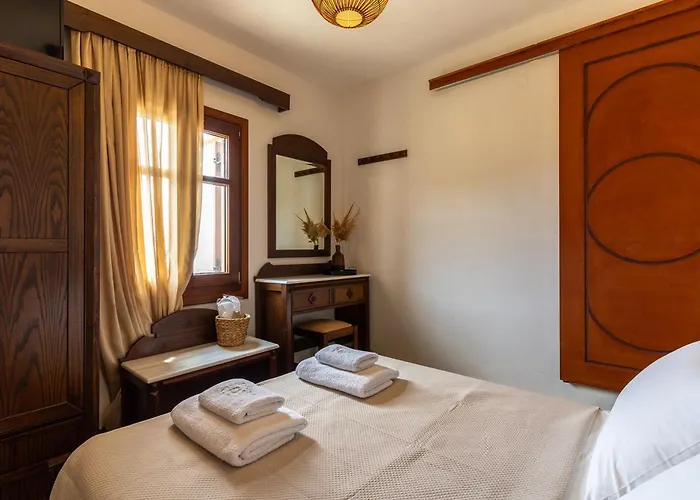 Mirsini In Sifnos Vathi (Sifnos)