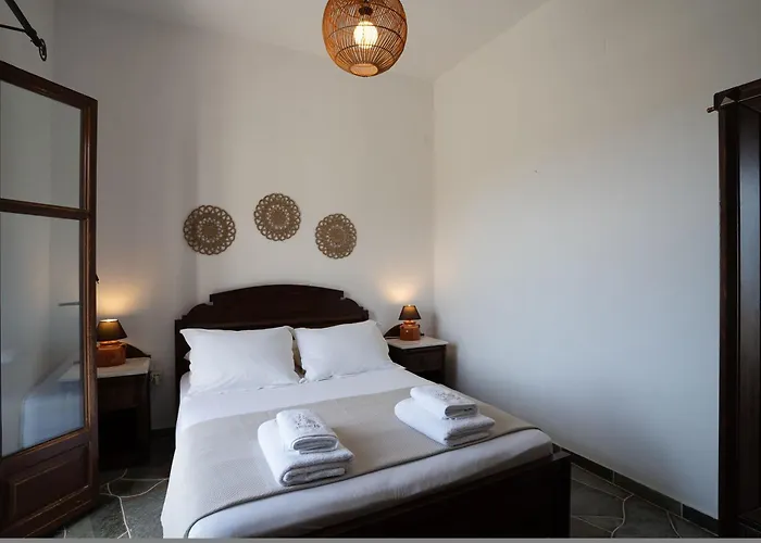 Mirsini In Sifnos Vathi (Sifnos)